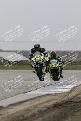 media/Nov-29-2025-TrackDaz (Sat) [[10ae2d9bce]]/C Group/Session 4 (Wheelie Bump)/